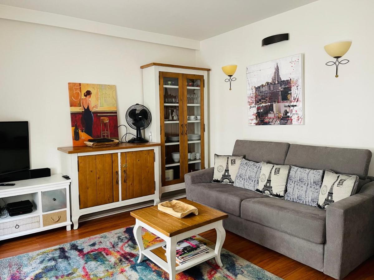 Pleasure Little Treasure - Montmartre Apartment Париж Екстериор снимка